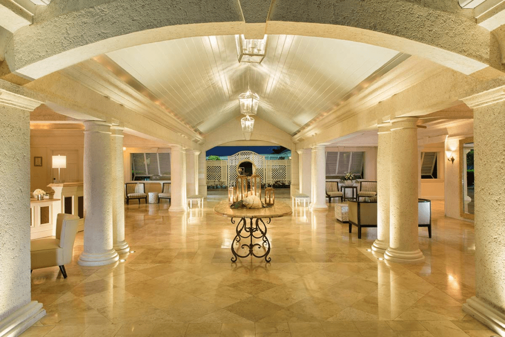 Inside view of a entry passage to a modern living room with decorative lights